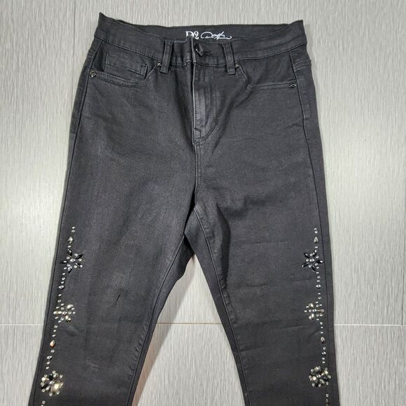 DG2 Women's Size 8 Classic Stretch Black Jeans Studded PRE OWNED - Picture 3 of 13